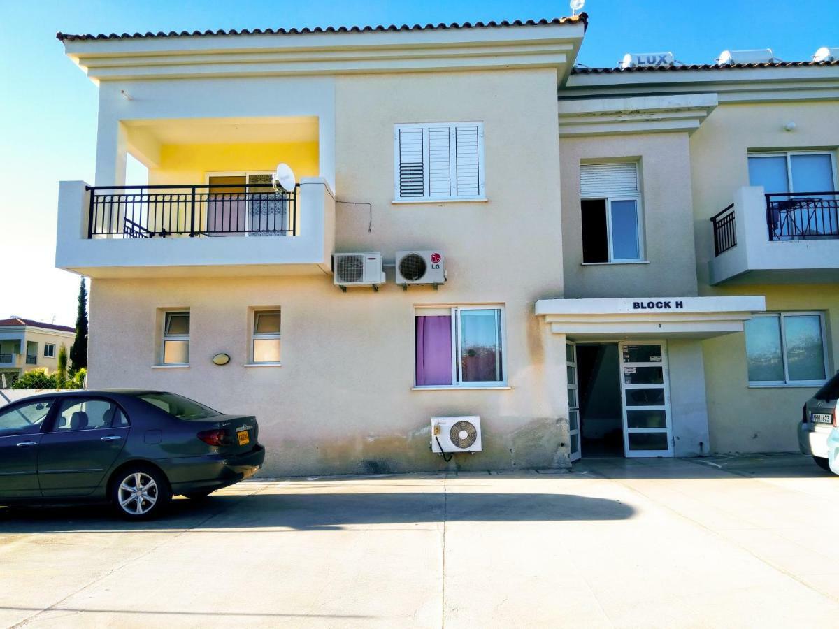 Enjoy The Silence Apartments Paphos Exterior photo